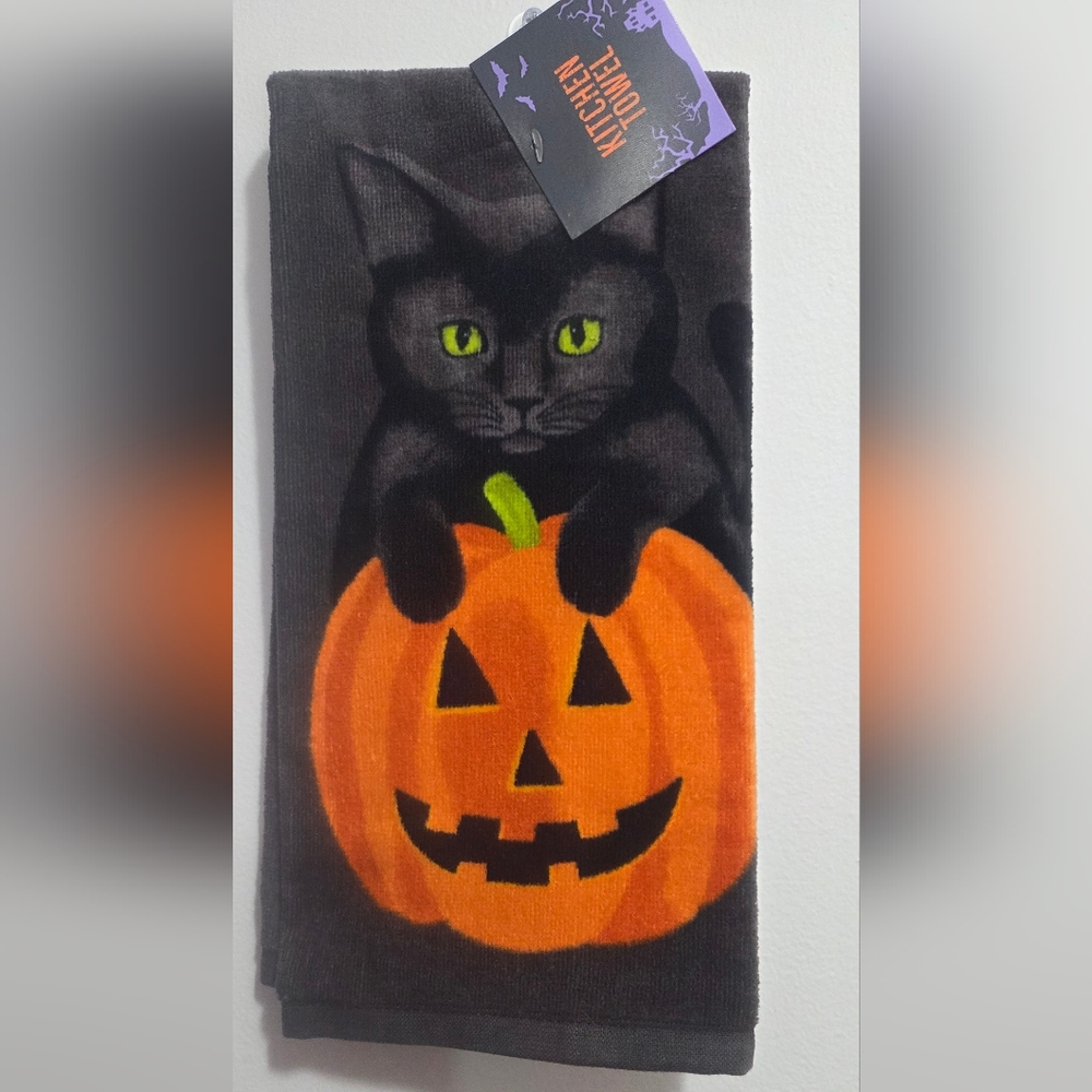 Halloween Black Cat and Pumpkin Kitchen Towel